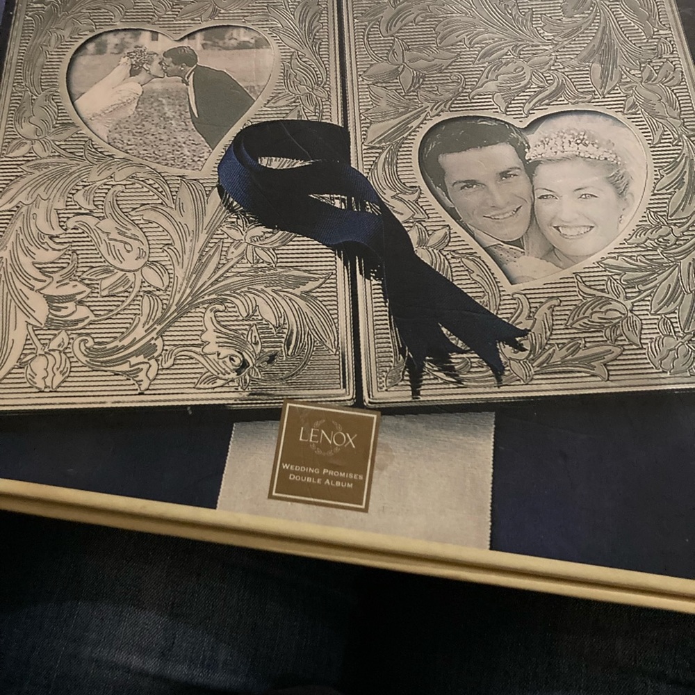 Album - Picture 2 of 2